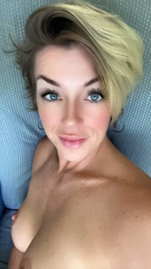 Monday and ready to fuck 44(f) by SashaSins555