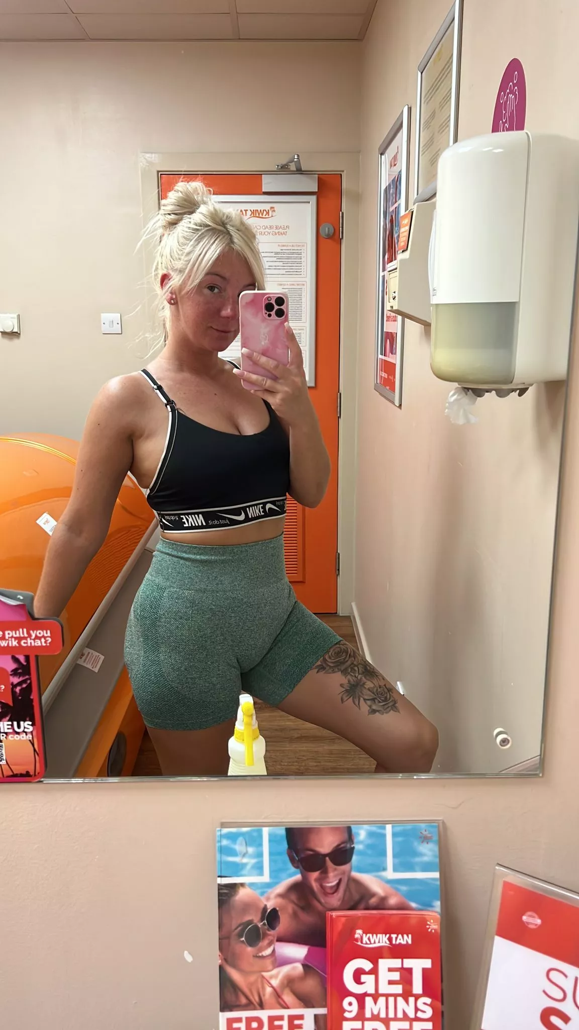 Ready for a sunbed and gym posted by 1stPersonToDie