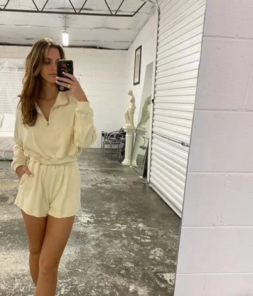 Runway goddess by Passenger_Unique