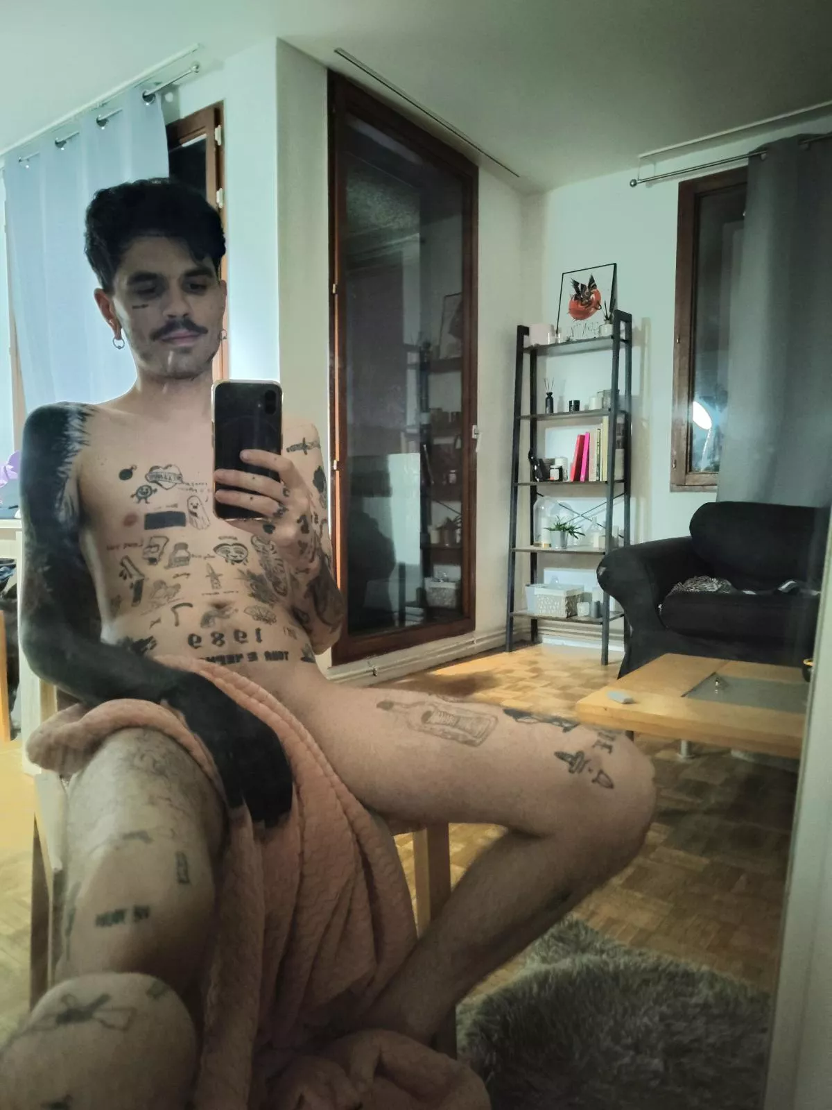 Should I take off the blanket ? posted by LewisFire