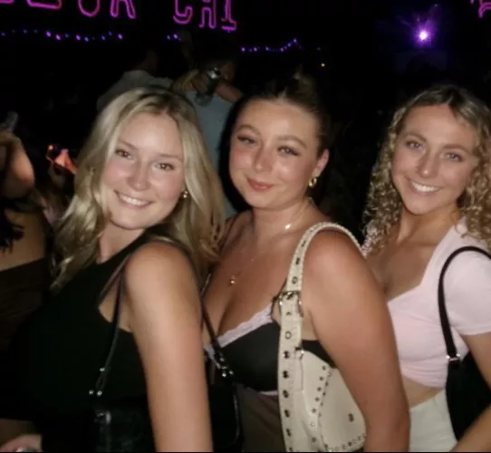 Which sorority girl are you choosing? by atrtisicbreation