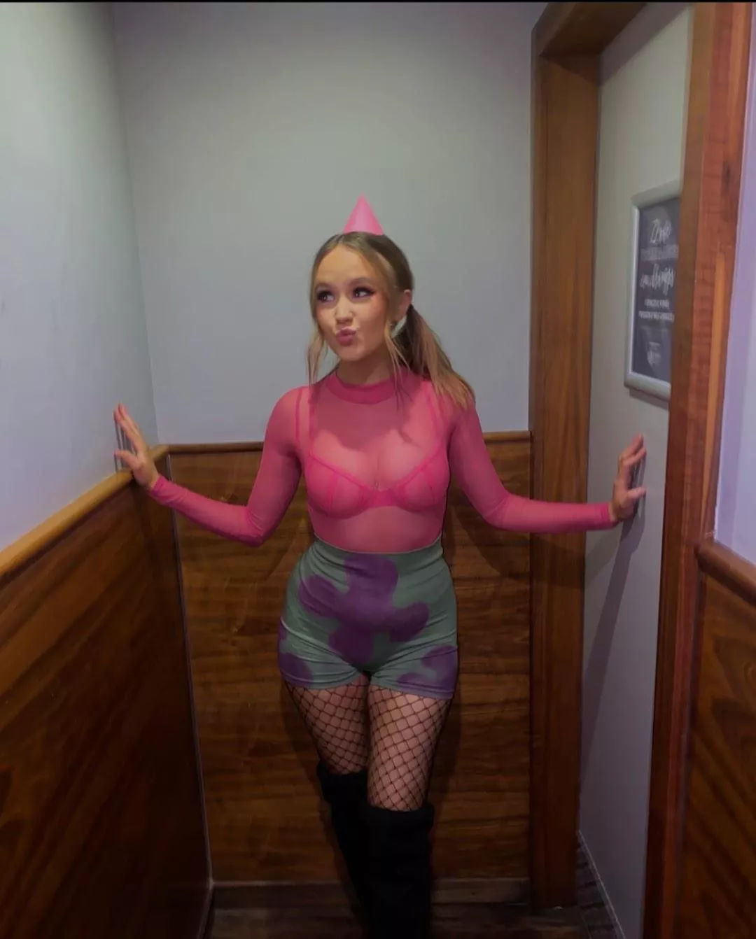 Wyd with this one🤤🥵 posted by ExerciseOne5355