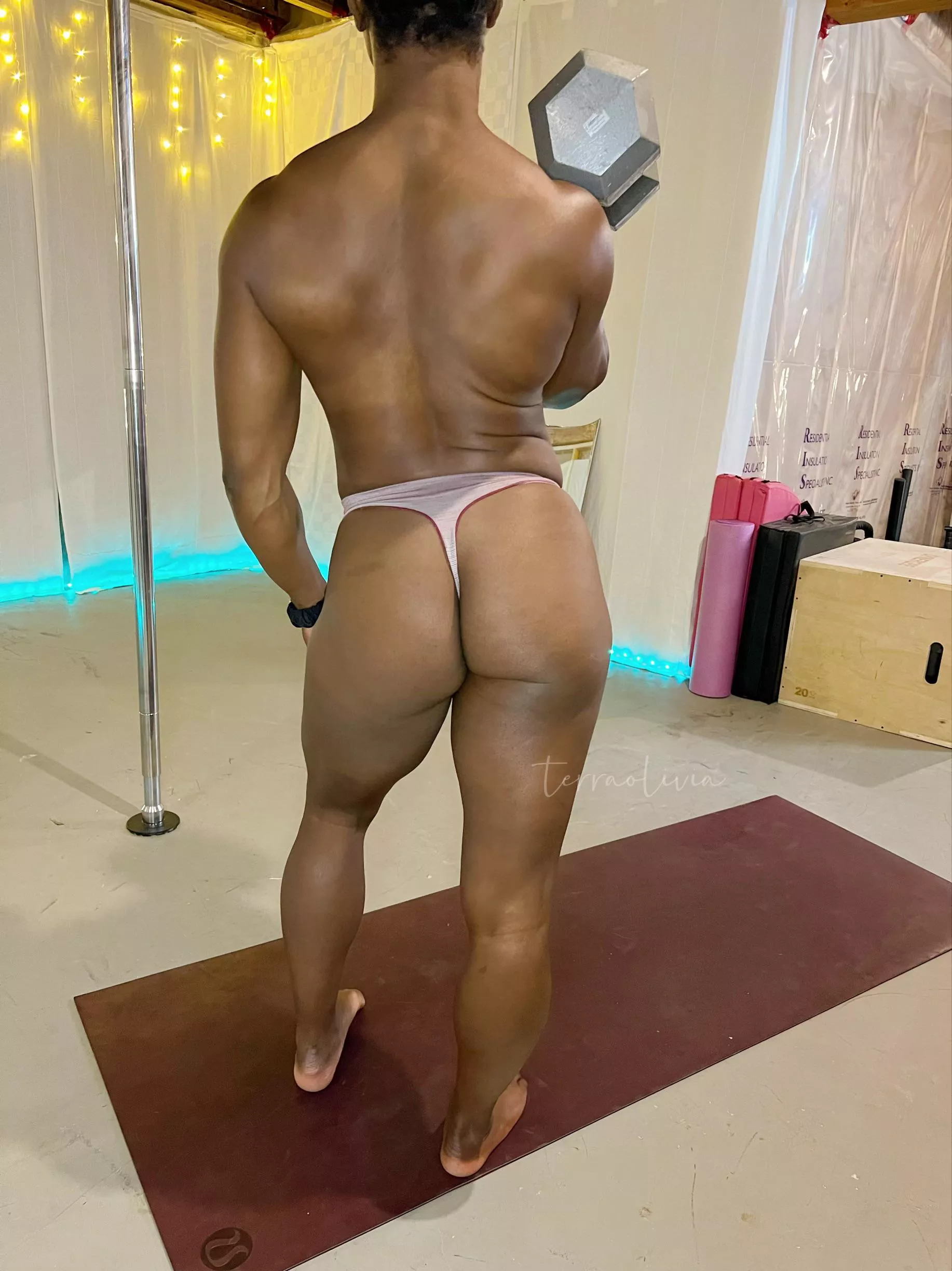 After these last reps, time [f]or workout number 2… posted by terraolivia