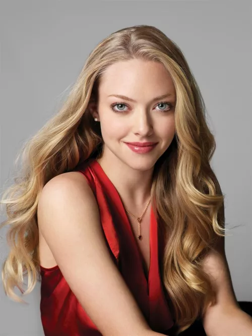 Amanda Seyfried by summermadness89