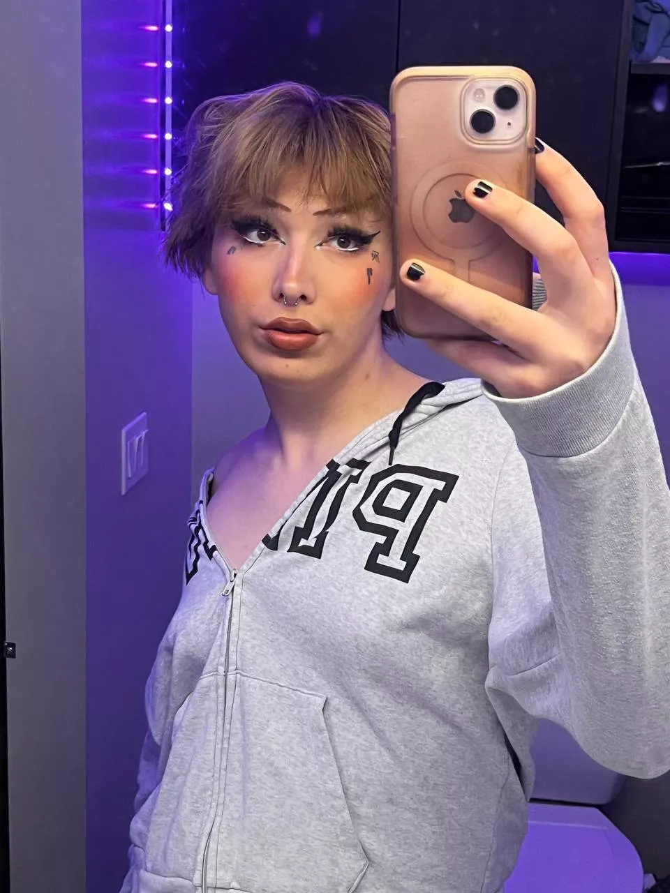 be honest... am i cute? 🥺 posted by PoisedUnification