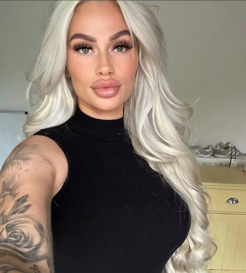 Beautiful posted by bimbol0ver