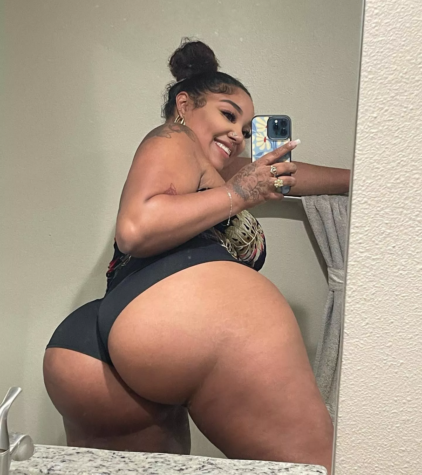 Cakey posted by playhousericky