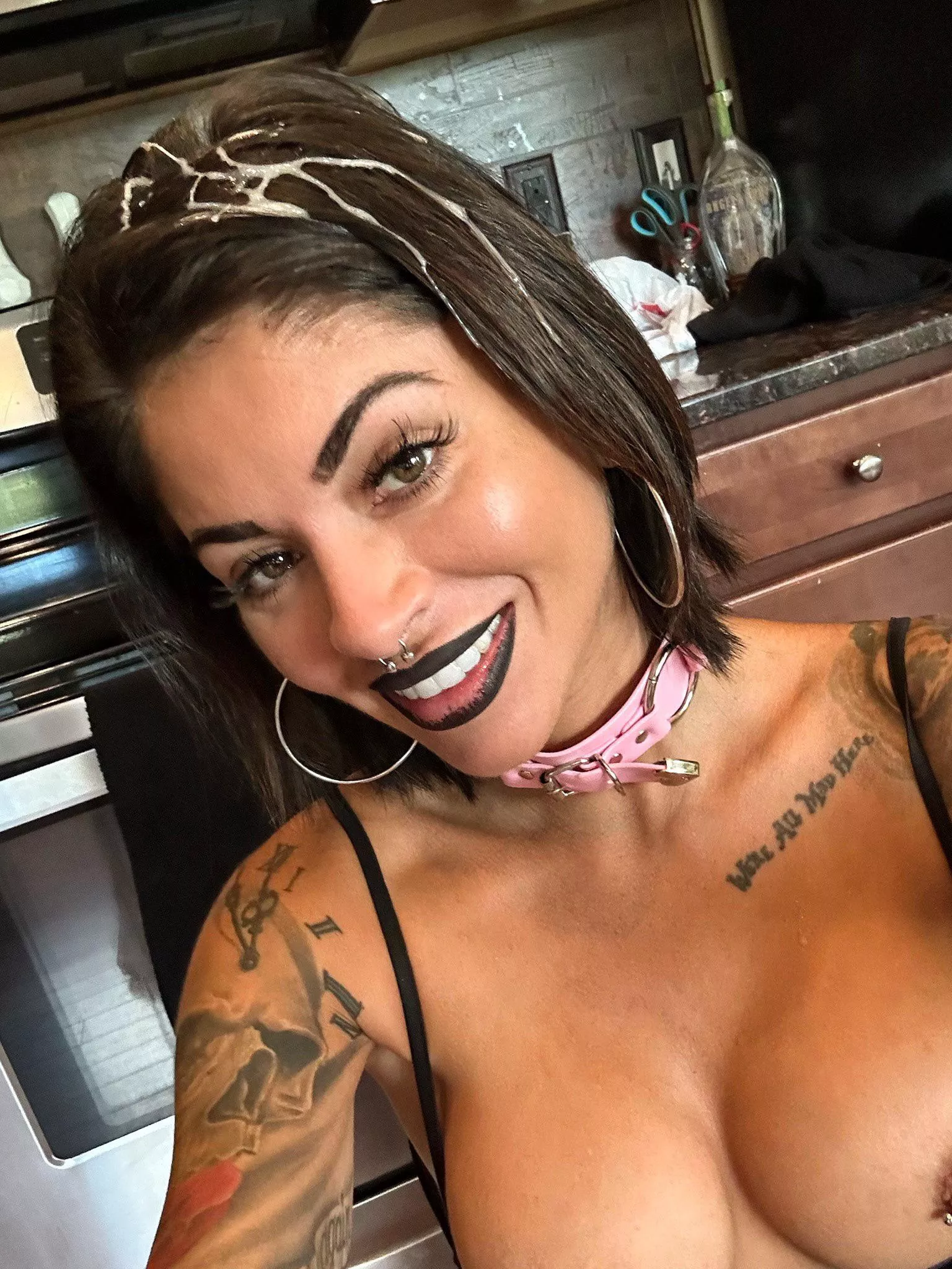 Hair cumshot posted by Overall-Chard-7369