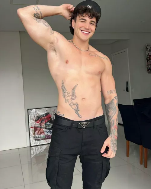 Happiness by bistomasto