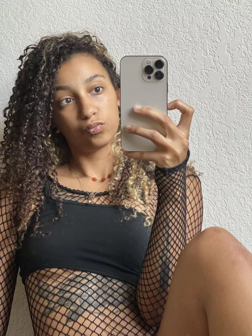 I apologize for the goofy face but I thought my eyes looked pretty here by avaluna96_