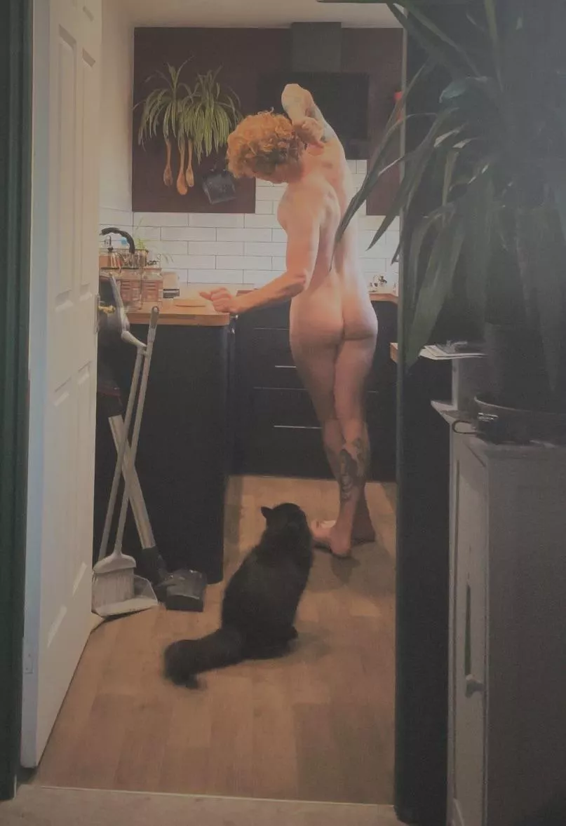 Is it still art if you can see my hoover? posted by greenandorangee