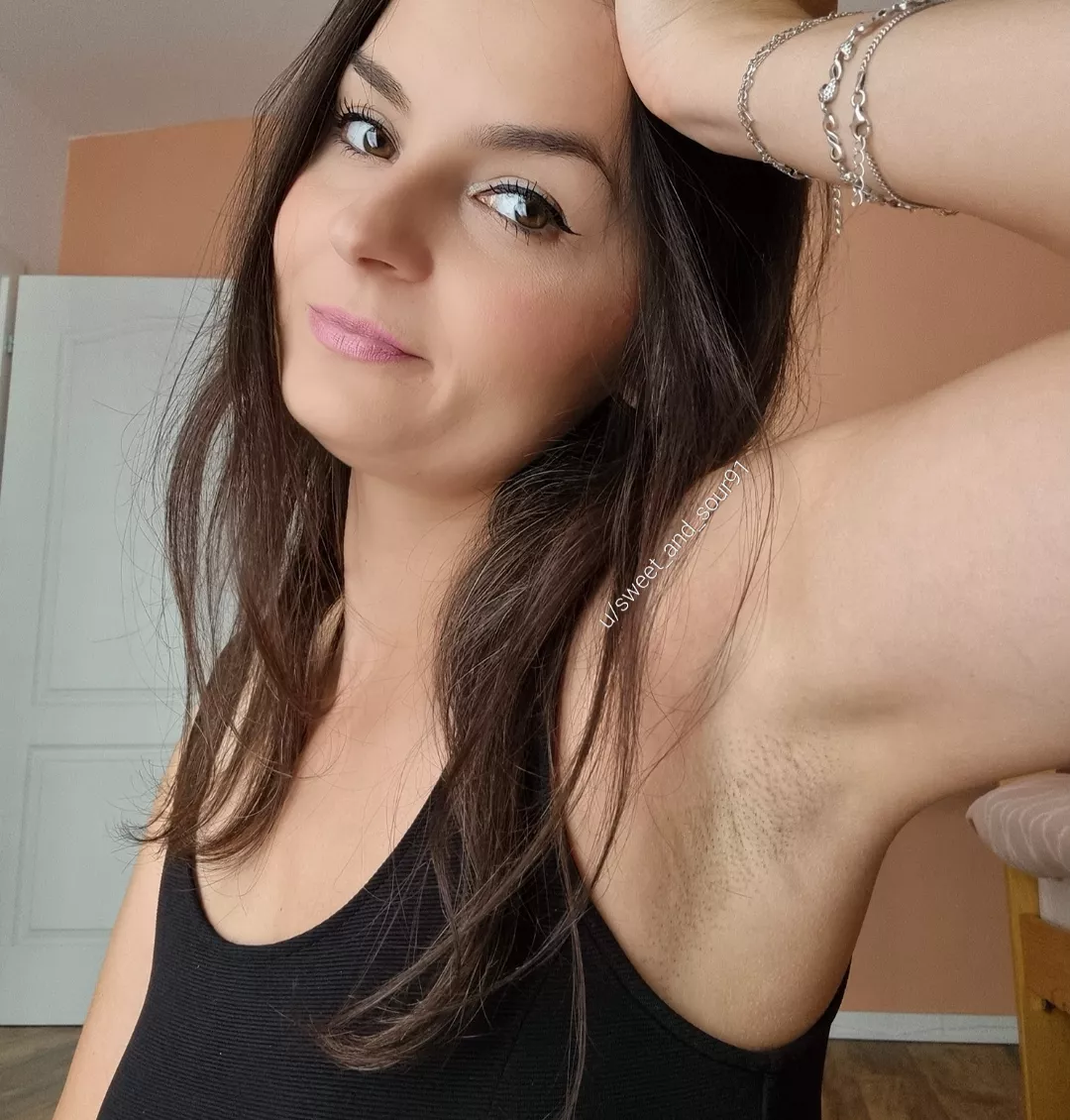 Kiss it, lick it, sniff it posted by sweet_and_sour91