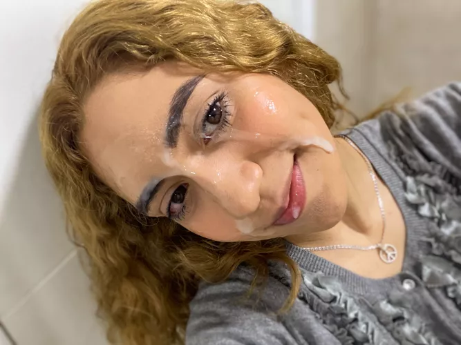 Love & peace & big facials 💗🌞 by ArtemisCarmona