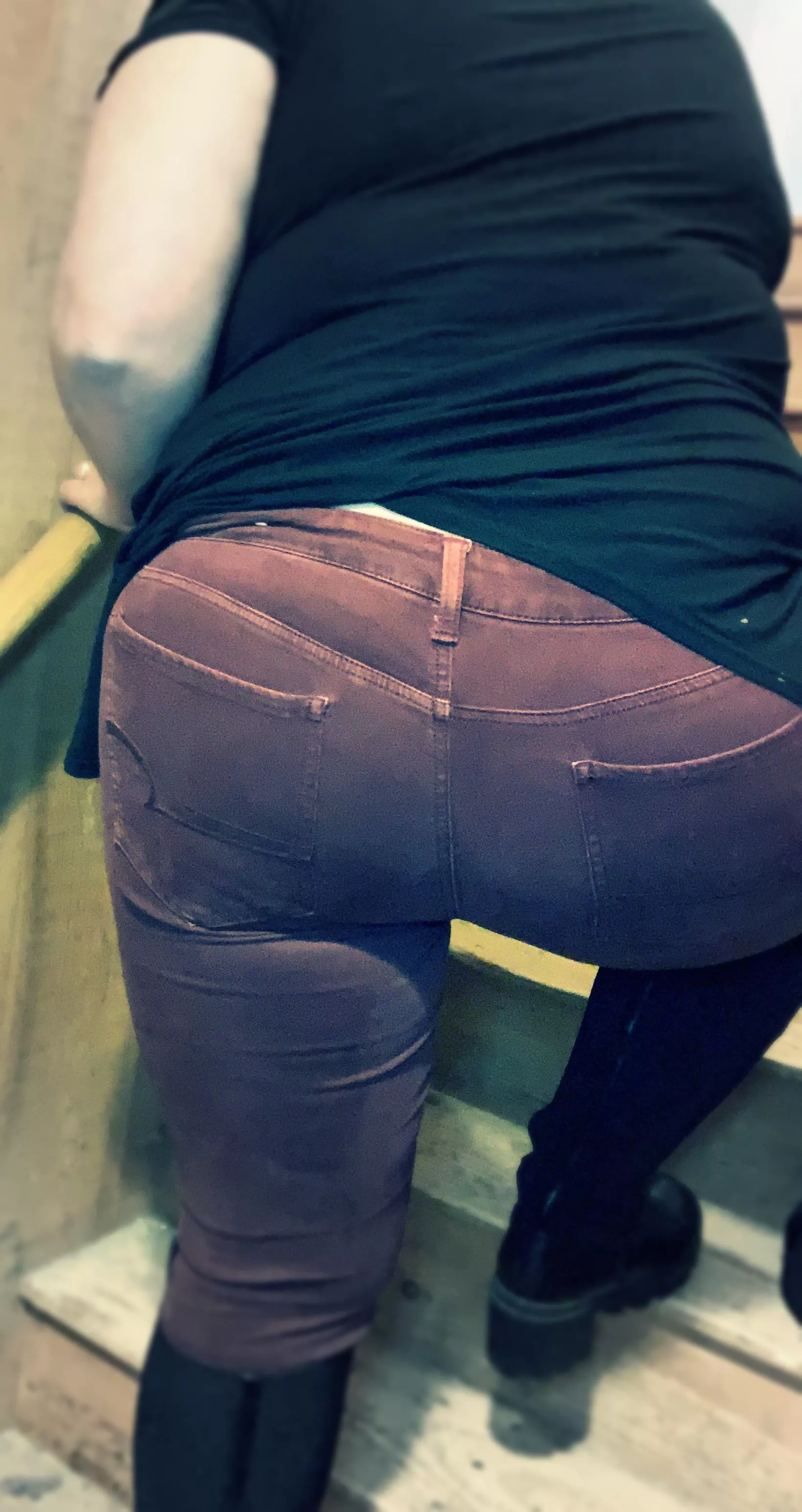 Love these pants posted by Angieoflegend