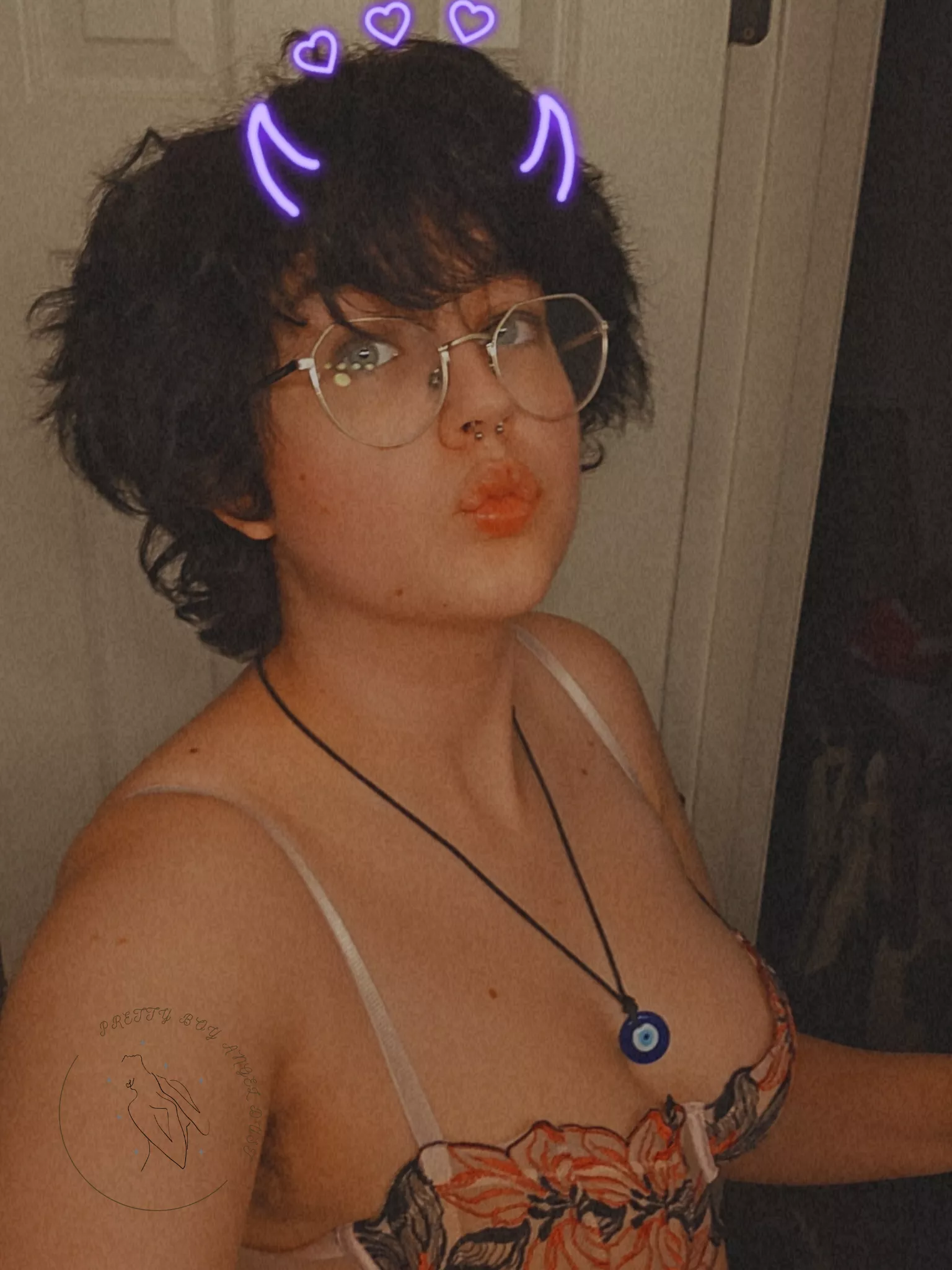 Loving my new hair color! What do you think? posted by AngelDustedFeet