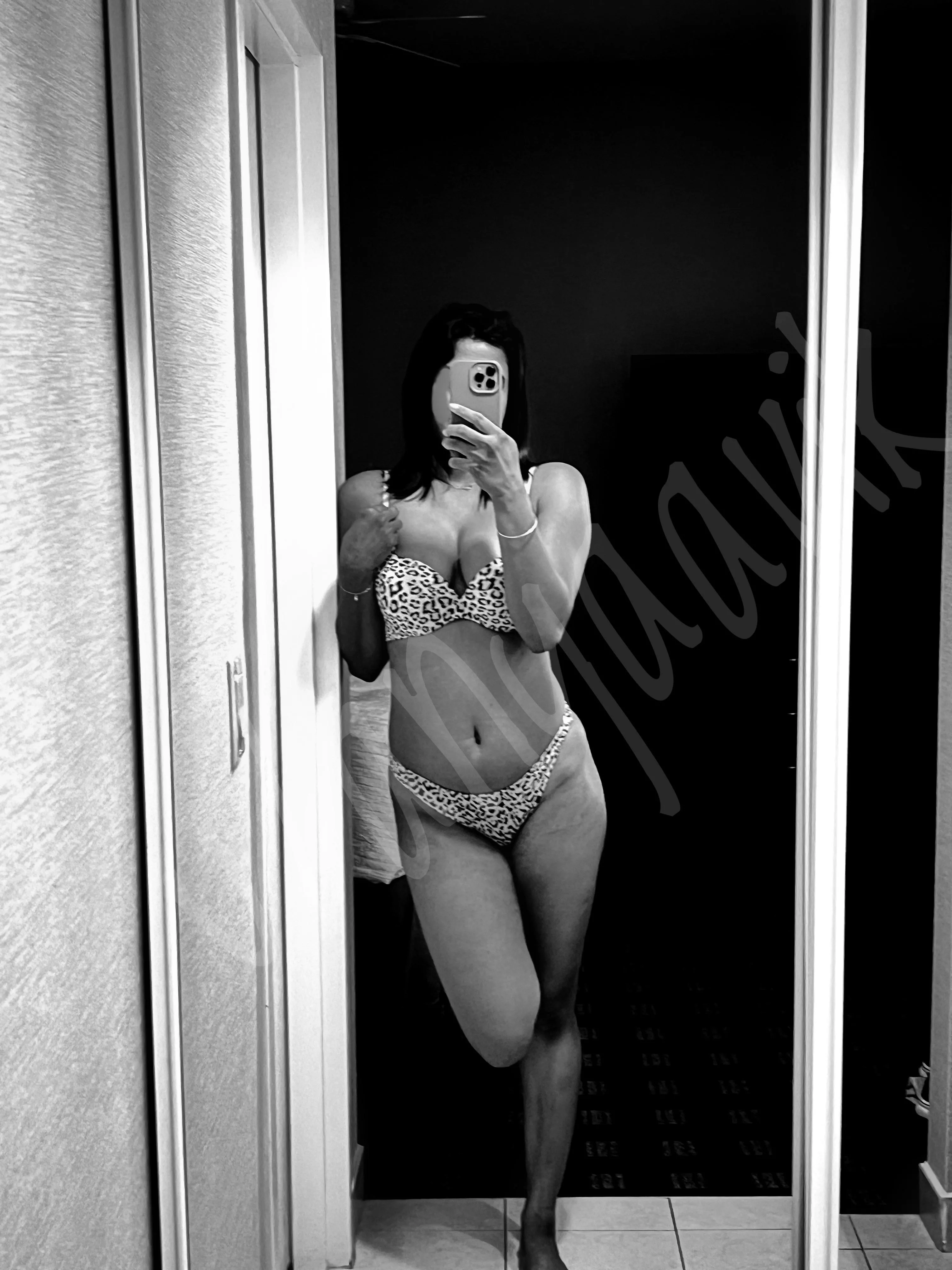 Lust is in the air ! [F] posted by AnyaAvik