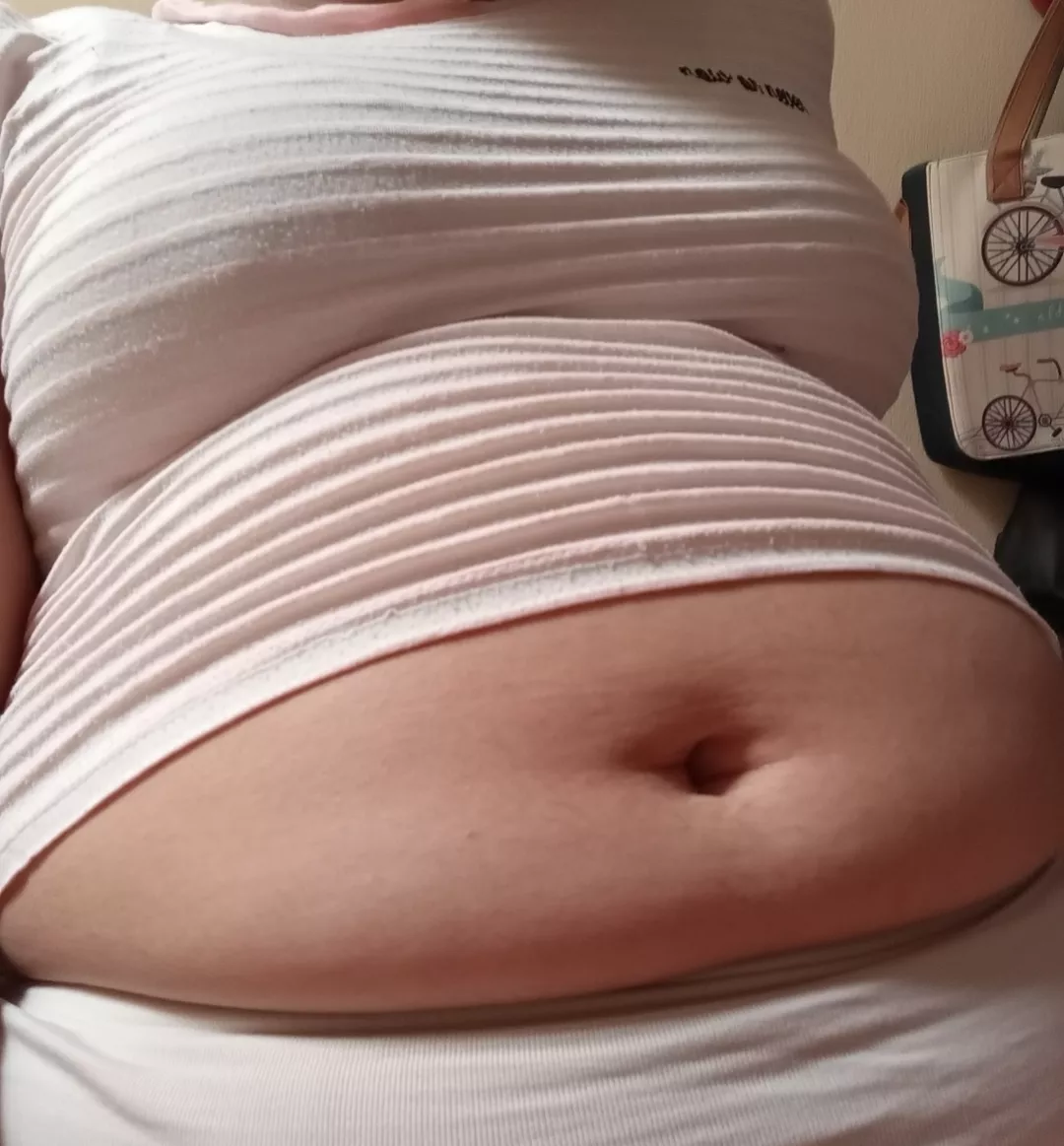 Maybe I need more clothes 🤭 posted by aquishygirl0101