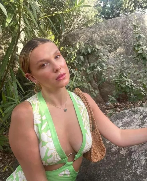 Millie Bobby Brown by [deleted]