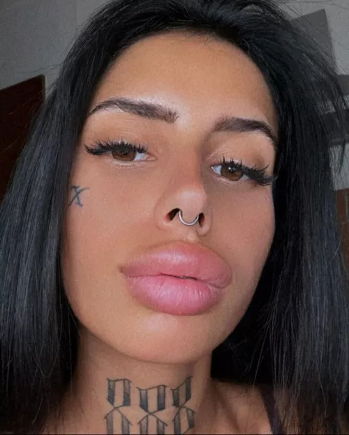 Pretty by bimbol0ver