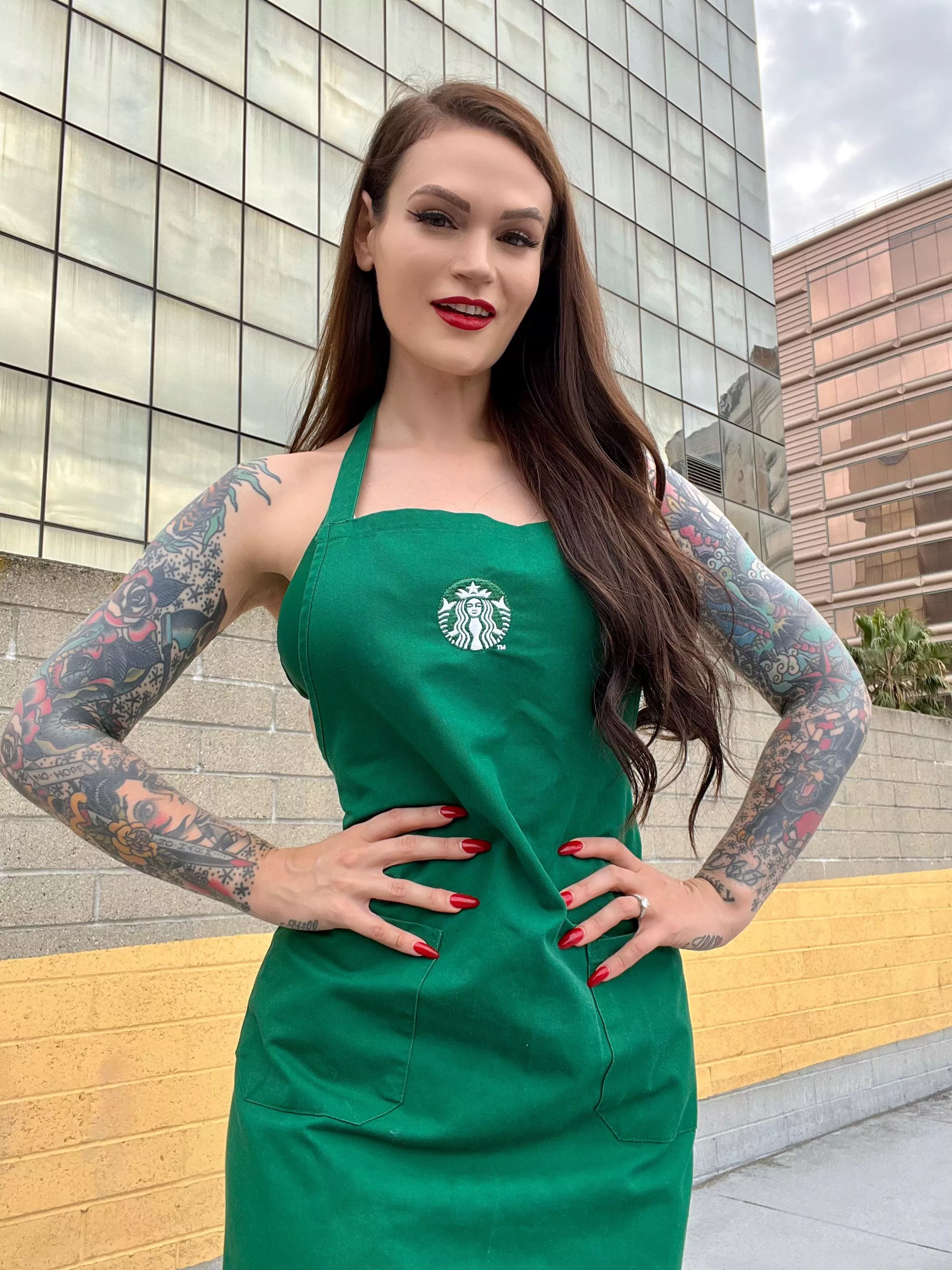 Ready [f]or work! posted by missjaniexo