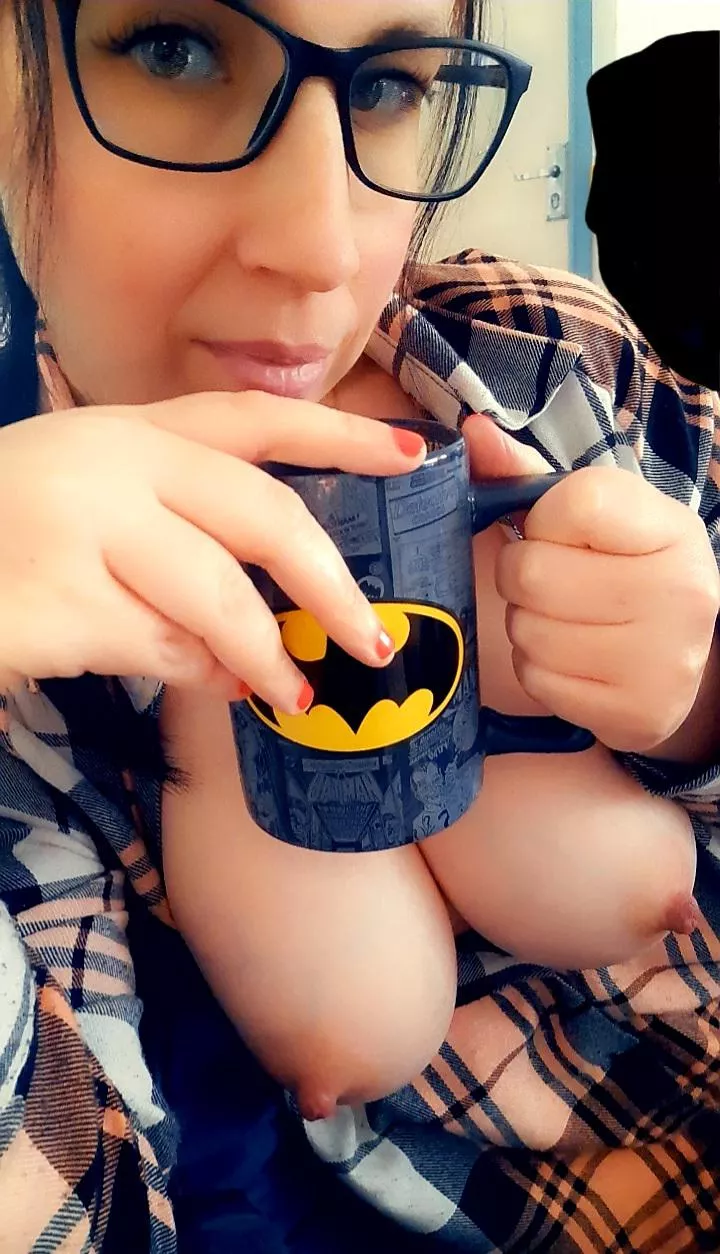 Spent my day playing with babies. Now I'd like to spend my night playing with you 😈😋 posted by Aussiemilf2046