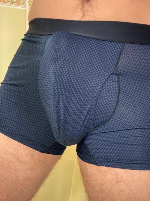 Who wants to take off my pants? by trala1alv1123