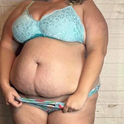 You gotta stuff my belly before you stuff my pussy 🥵 by abigailgray256