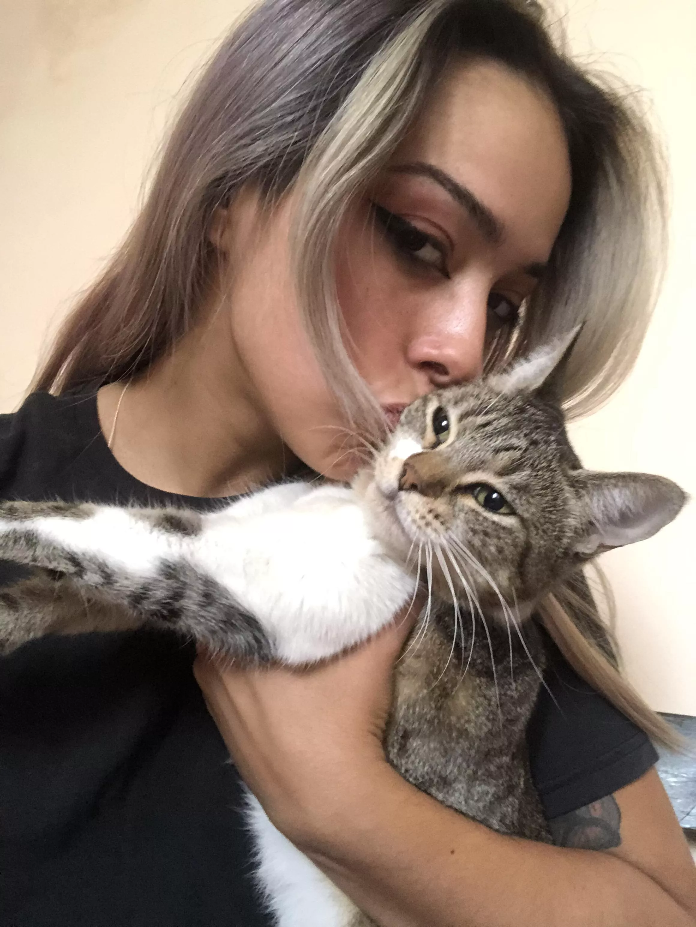 [19F] Anel posted by GruesomeAscent