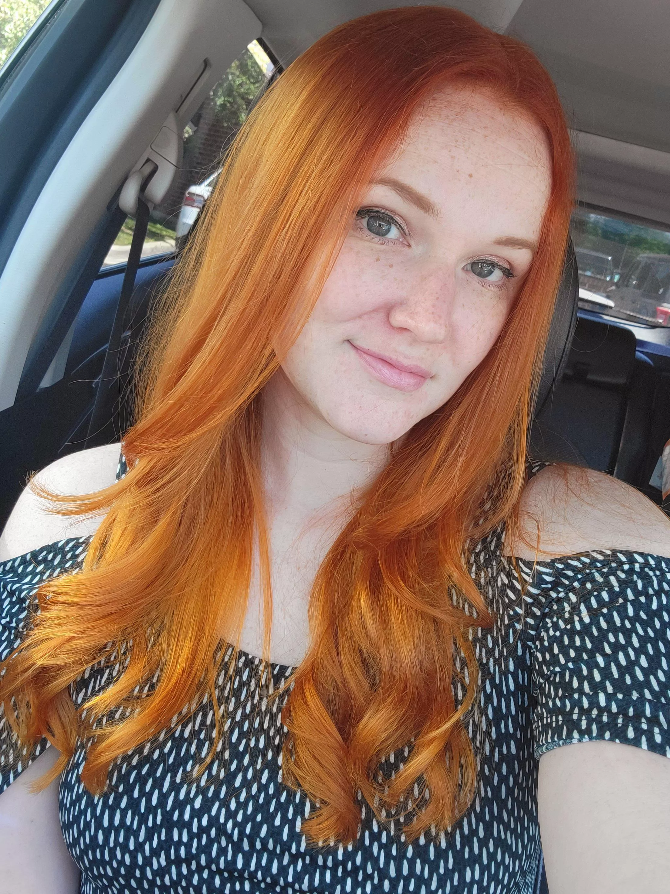 Cars have the best lighting posted by GoddessTaylor33