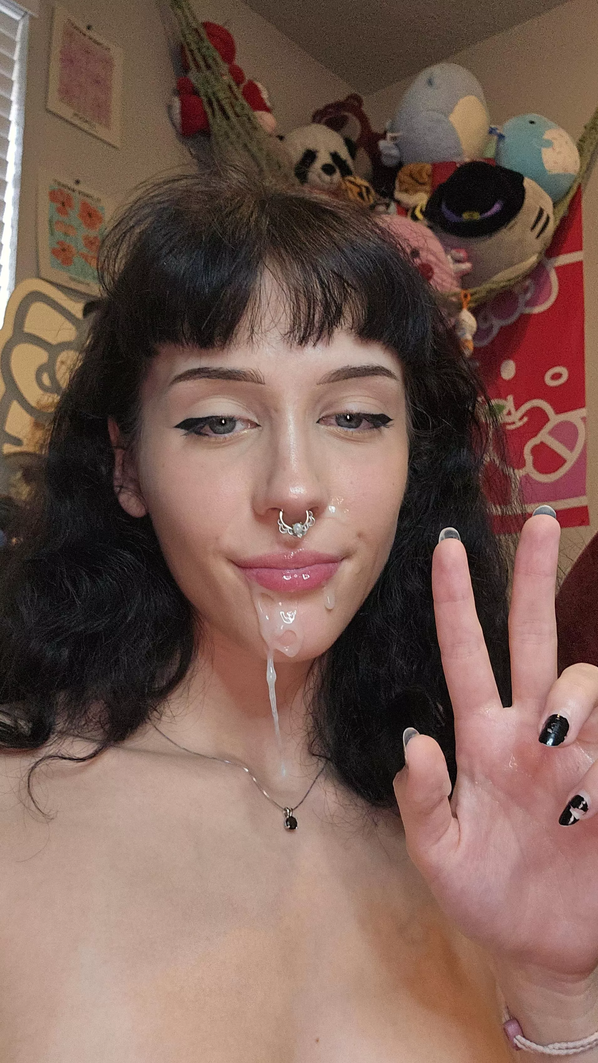 Cum if my favorite kind of makeup posted by Greensunshine69