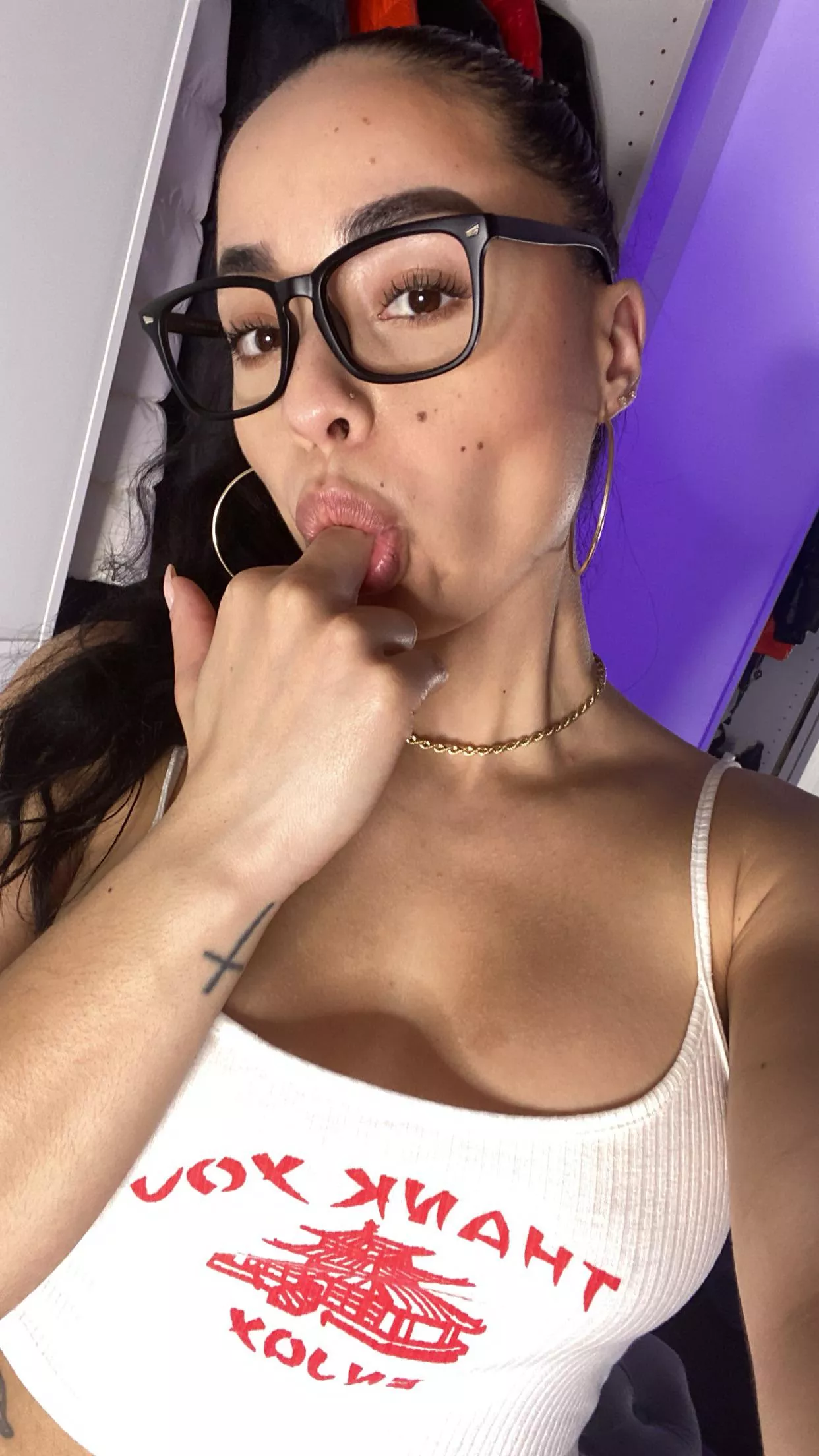 Cum on me..! posted by emmaxroseb