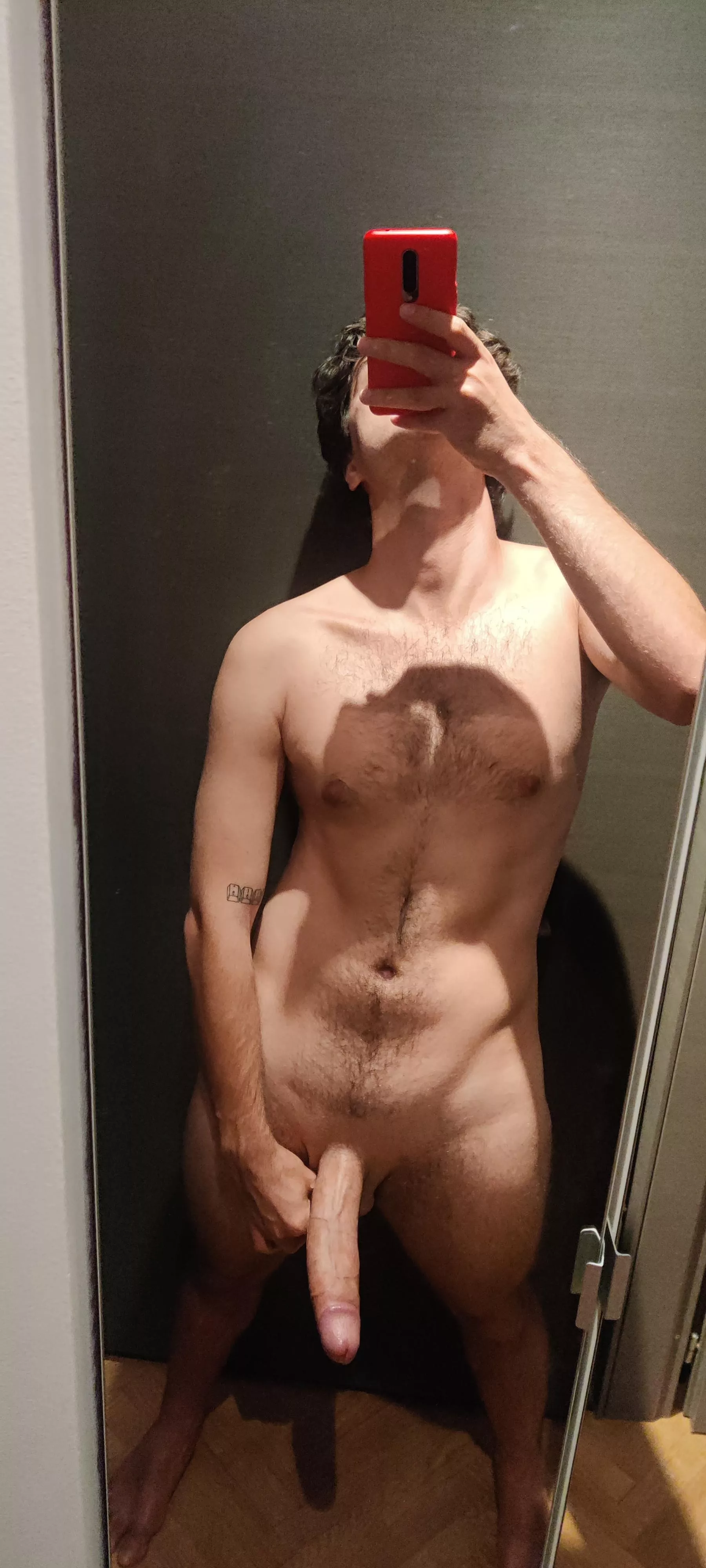 do i belong here?🤔 posted by CapitalWinter1727