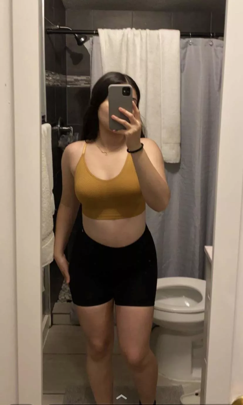 Do you prefer shorts or leggings posted by FastzGuy