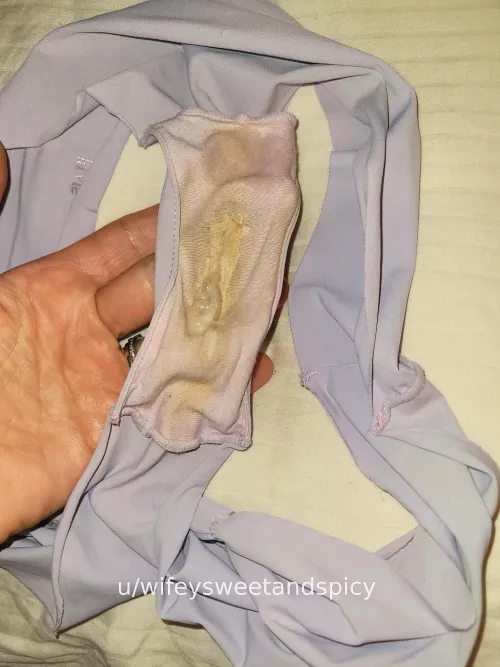 F42 mom of 4 in full ovulation cycle by wifeysweetandspicy