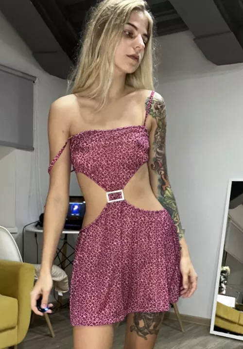 Her form a celebration of individuality by laurababeh