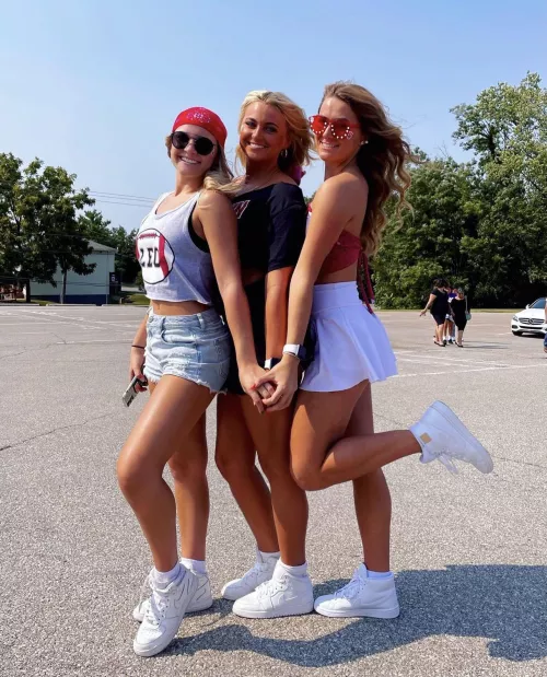 IU Girls by BingB0ngBoi