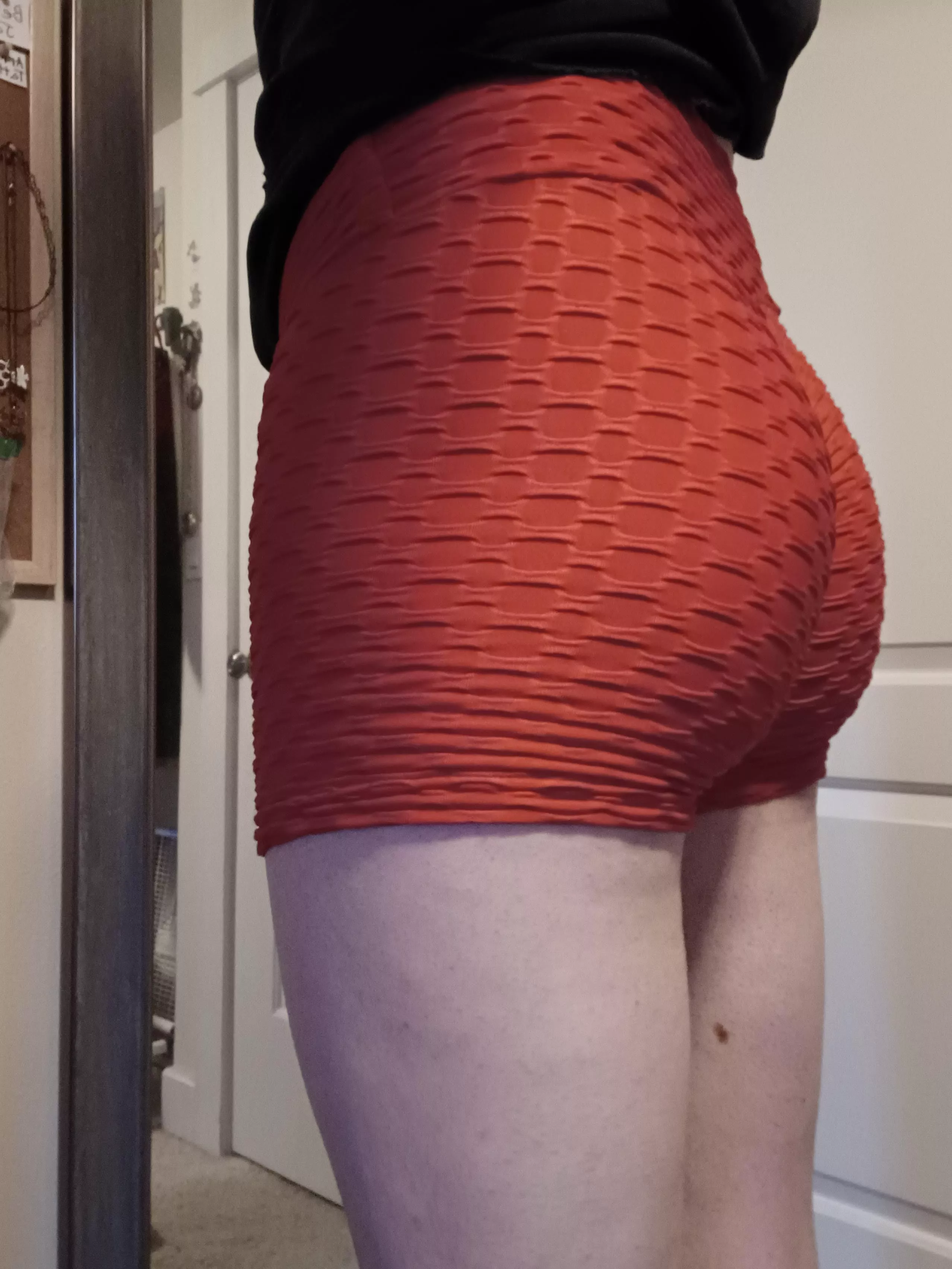 Love yoga shorts posted by dayshadow1985