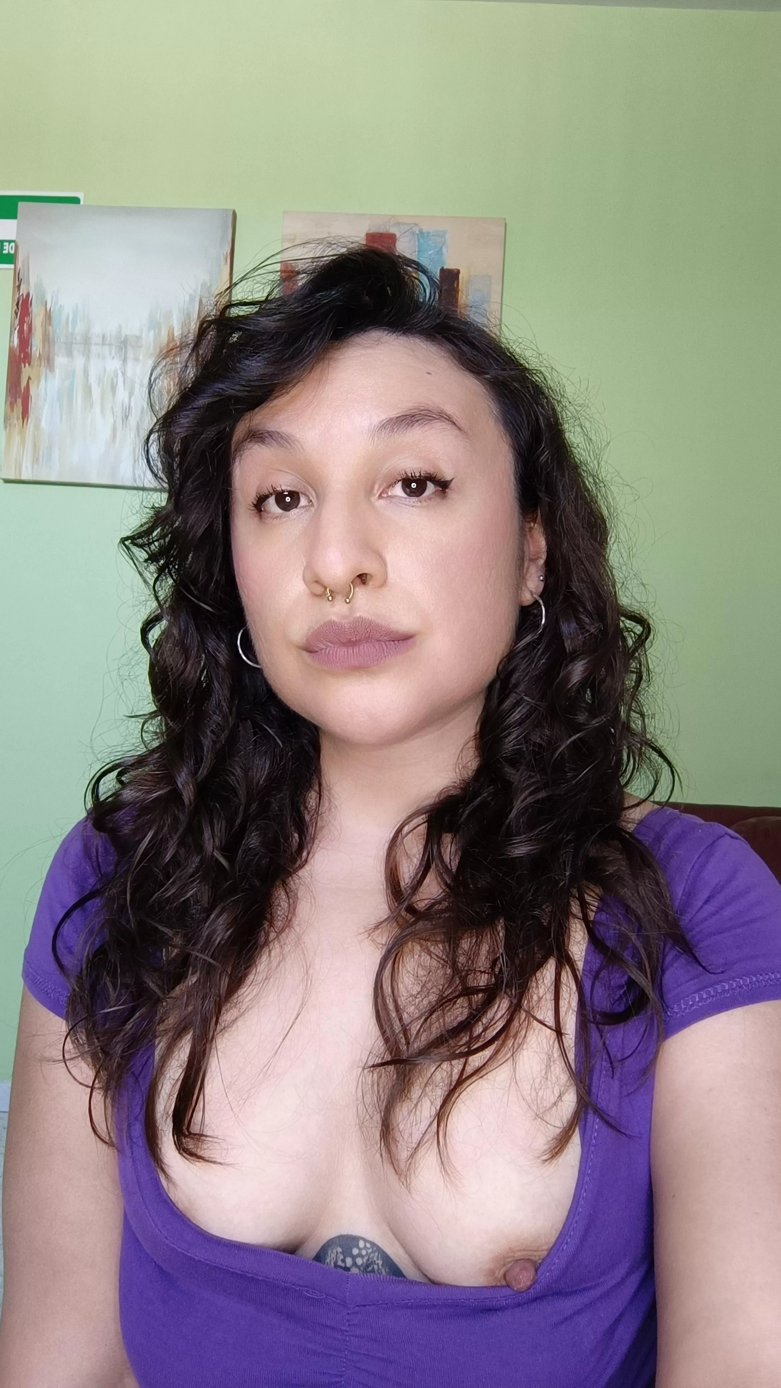 Peekaboo (f) posted by rey_lozz