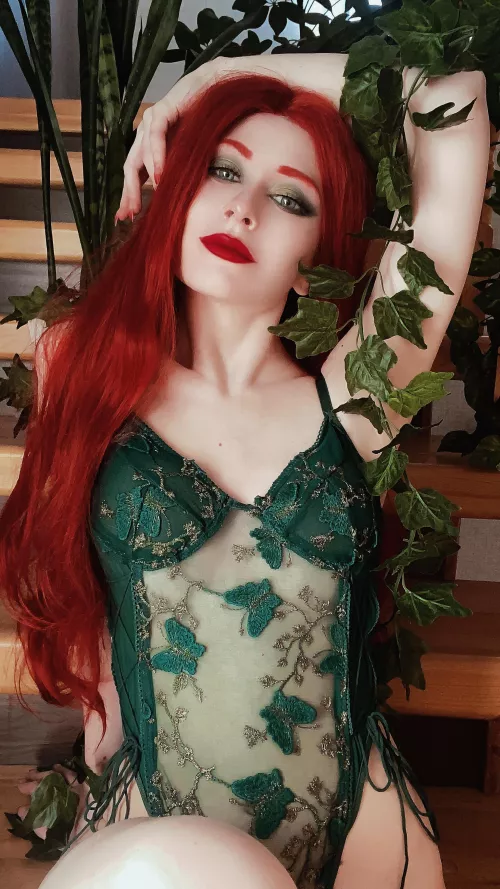 Poison Ivy from DC by KyrieFox by kyriefox