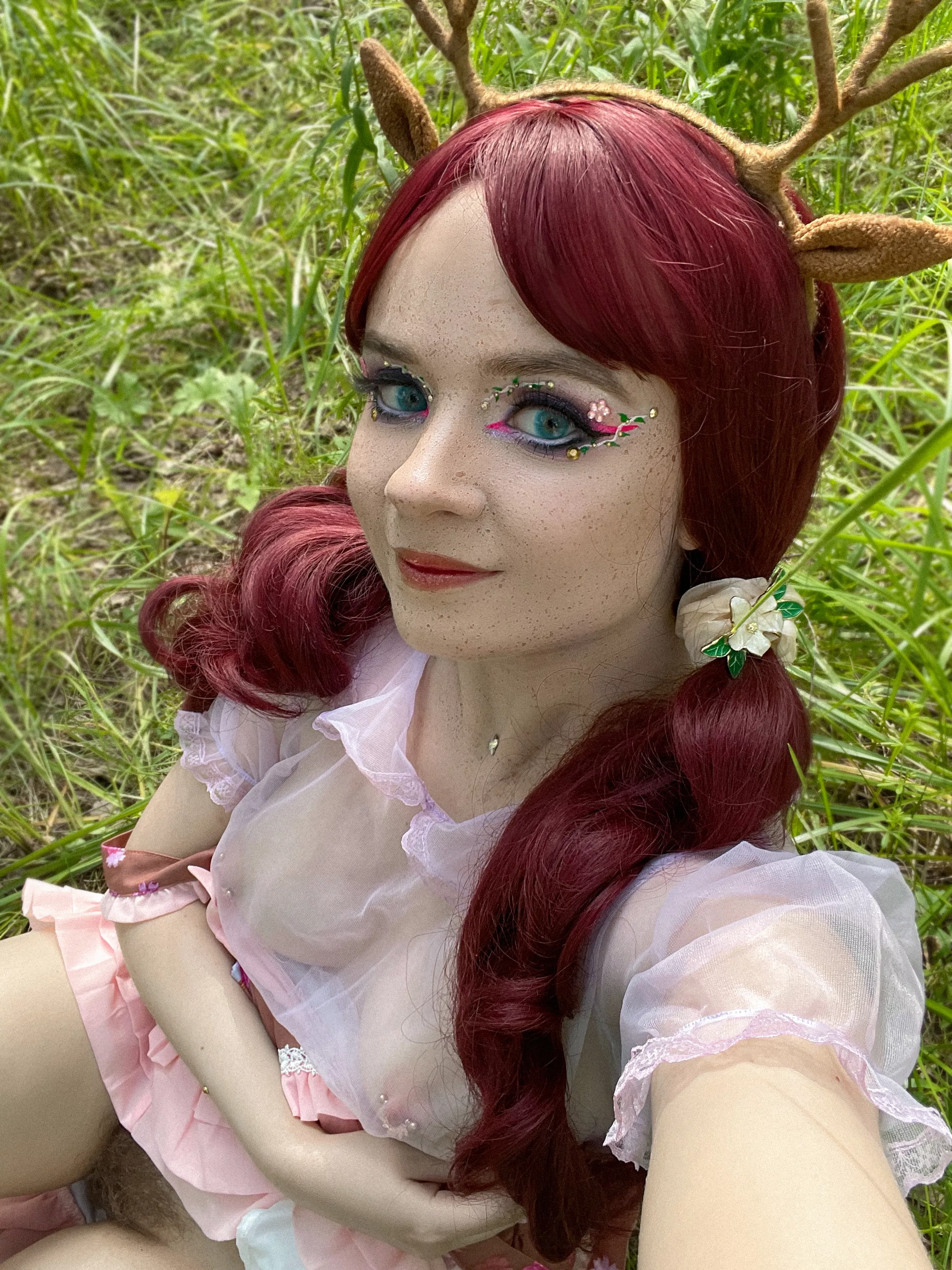 Public nudity in the park posted by TatyanaVikernes