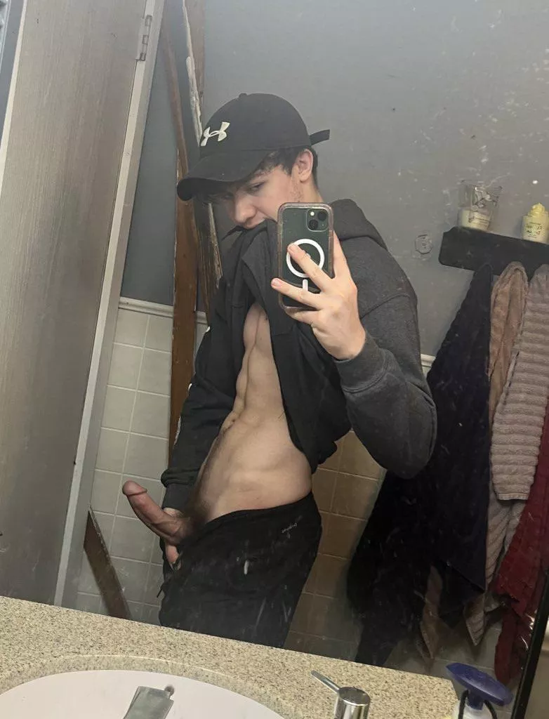 Rock solid posted by Squaredjosh005