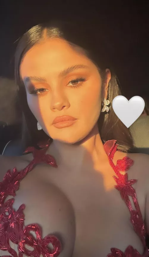 Selena Gomez by Commercial-Key949