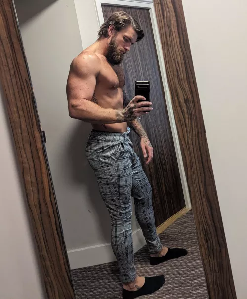 September heat wave making me not want to wear a shirt for work by sh_flex