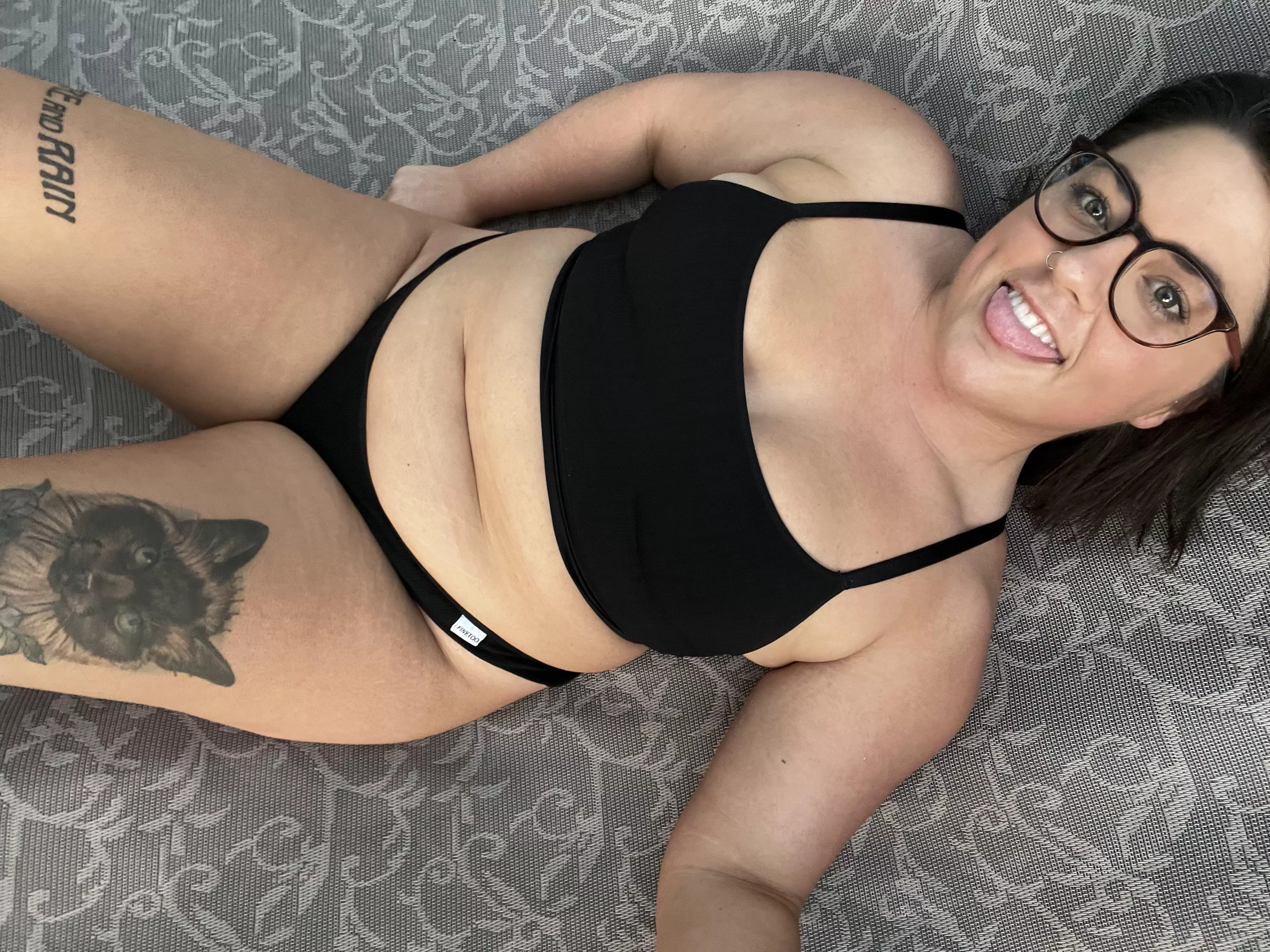 Soaking up the sun while it’s still nice out - soaking other things, too. posted by manggooo_