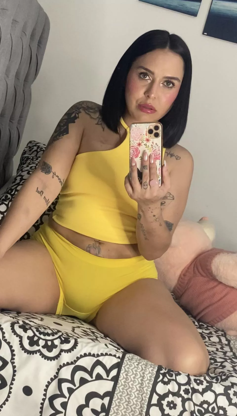 They say chubby mommys are the freakiest in bed posted by SnivelingToad