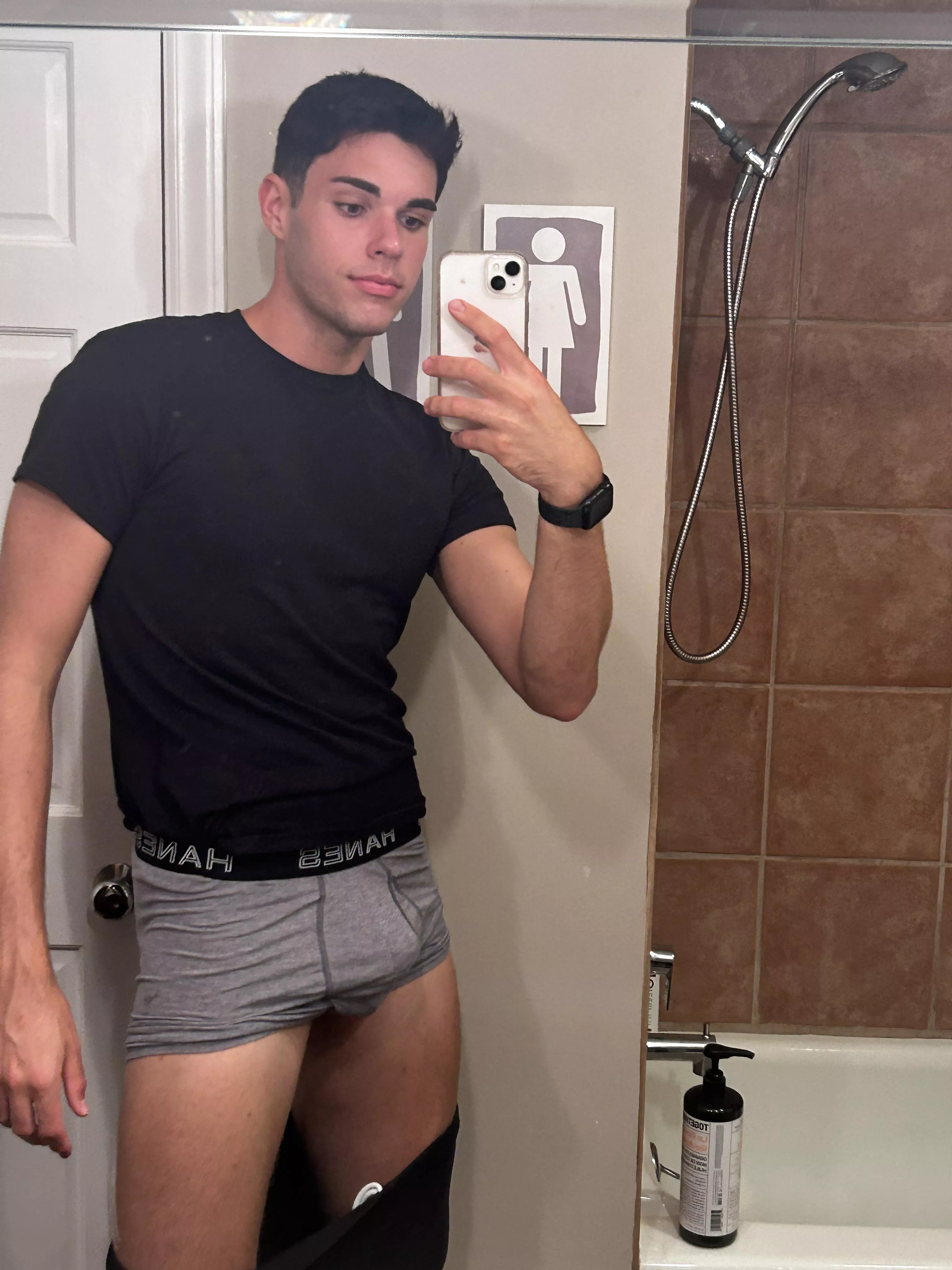 Time for bed 😴 posted by cltfreaky