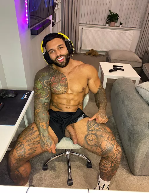 Who wants to jump on? by VisibleGreenn