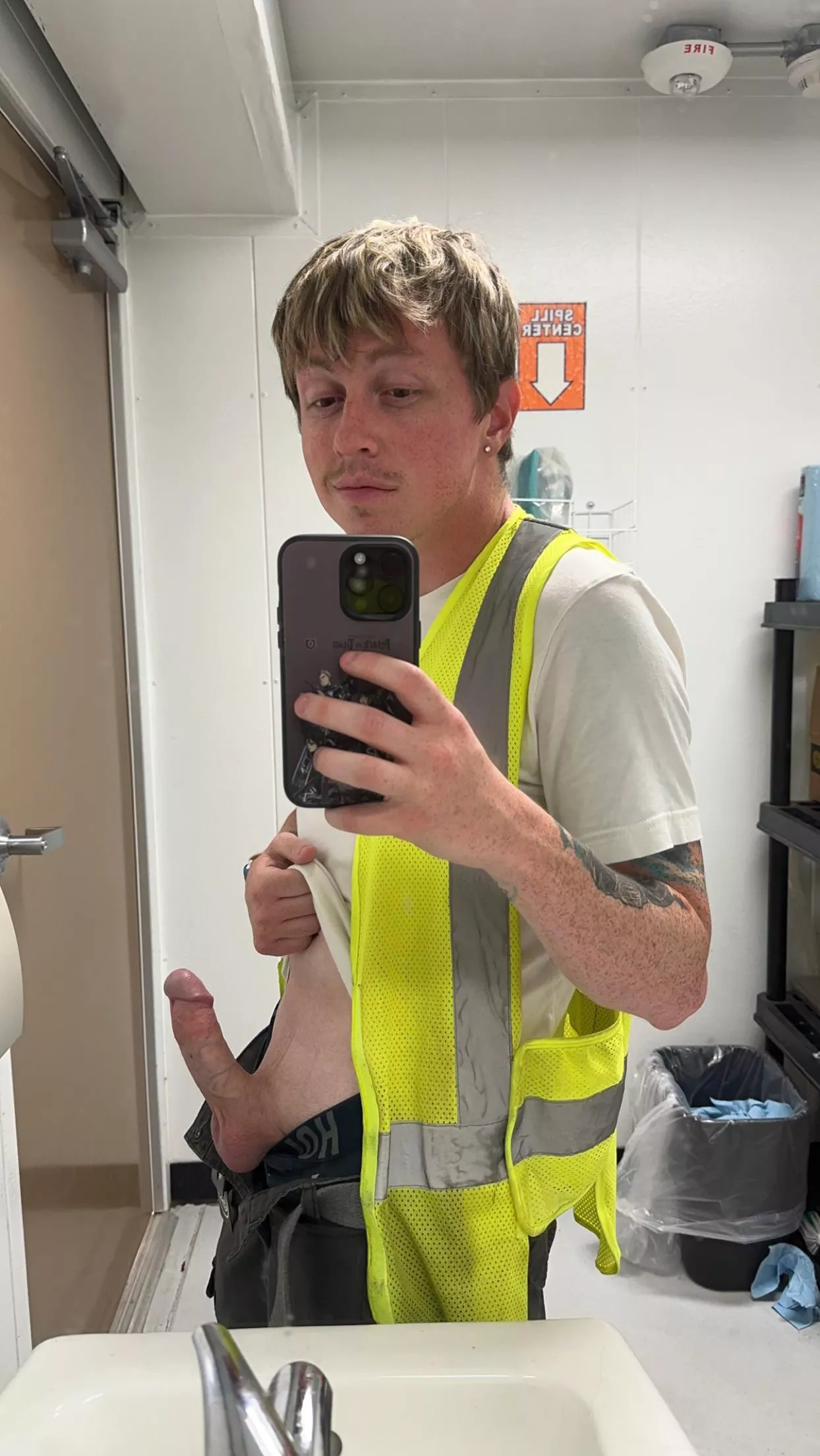 Would you suck me off on my break? posted by sammyy203