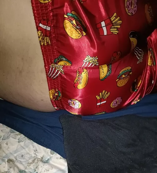 Anyone hungry 😋 by Intelligent-North-53