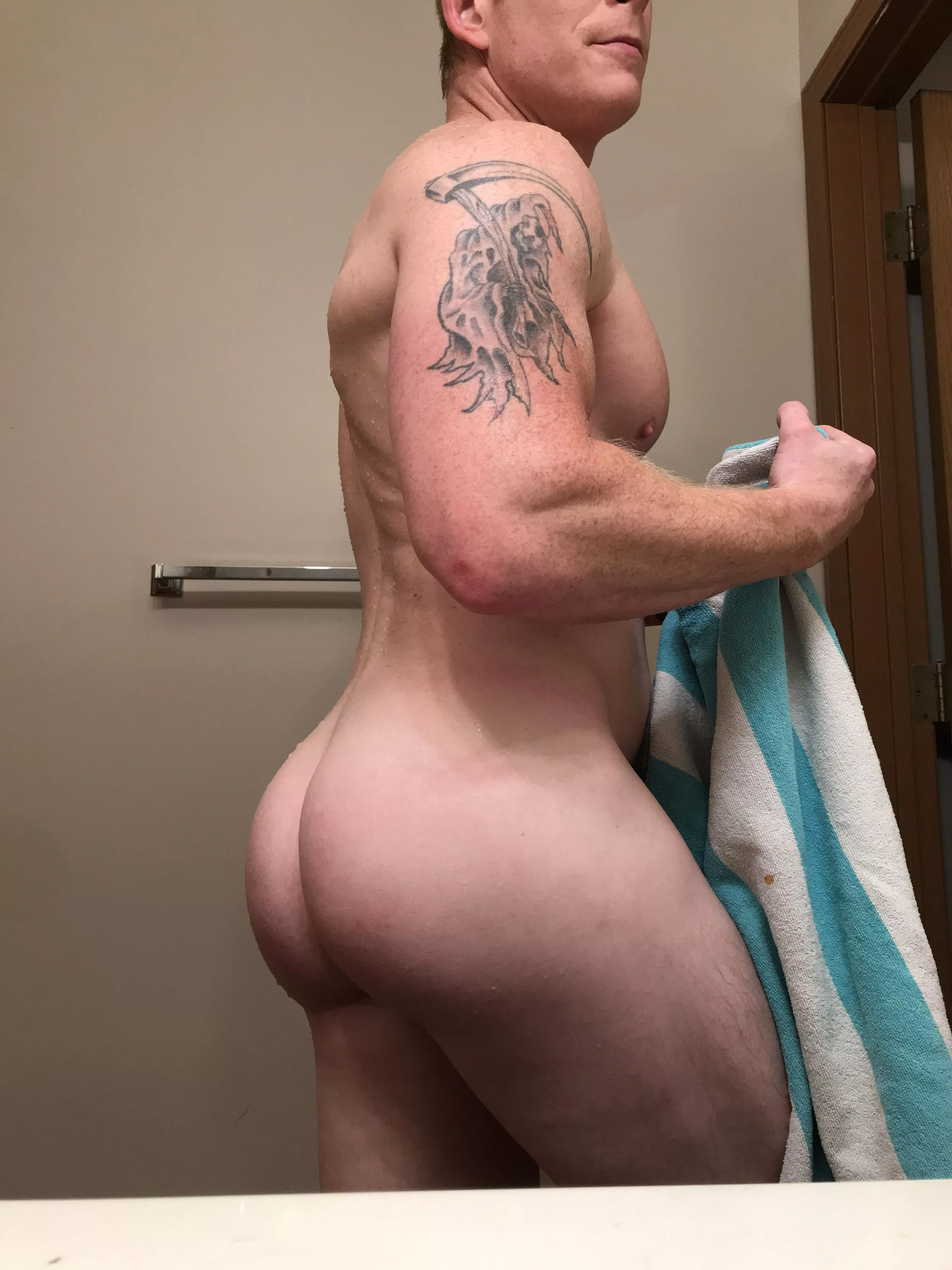 Anyone want to be smothered? posted by theAssman8108